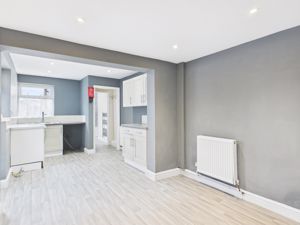 Kitchen/ dining room- click for photo gallery